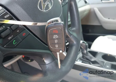 2016 Hyundai Sonata Se из США, поврежденный, VIN 5NPE24AF2GH319679